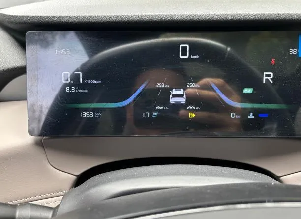 GEELY BOYUE L ПРЕДМАКСИМАЛЬНАЯ 2025