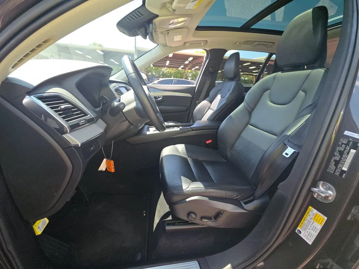 VOLVO XC90 B5 CORE 7-PASSENGER 2022