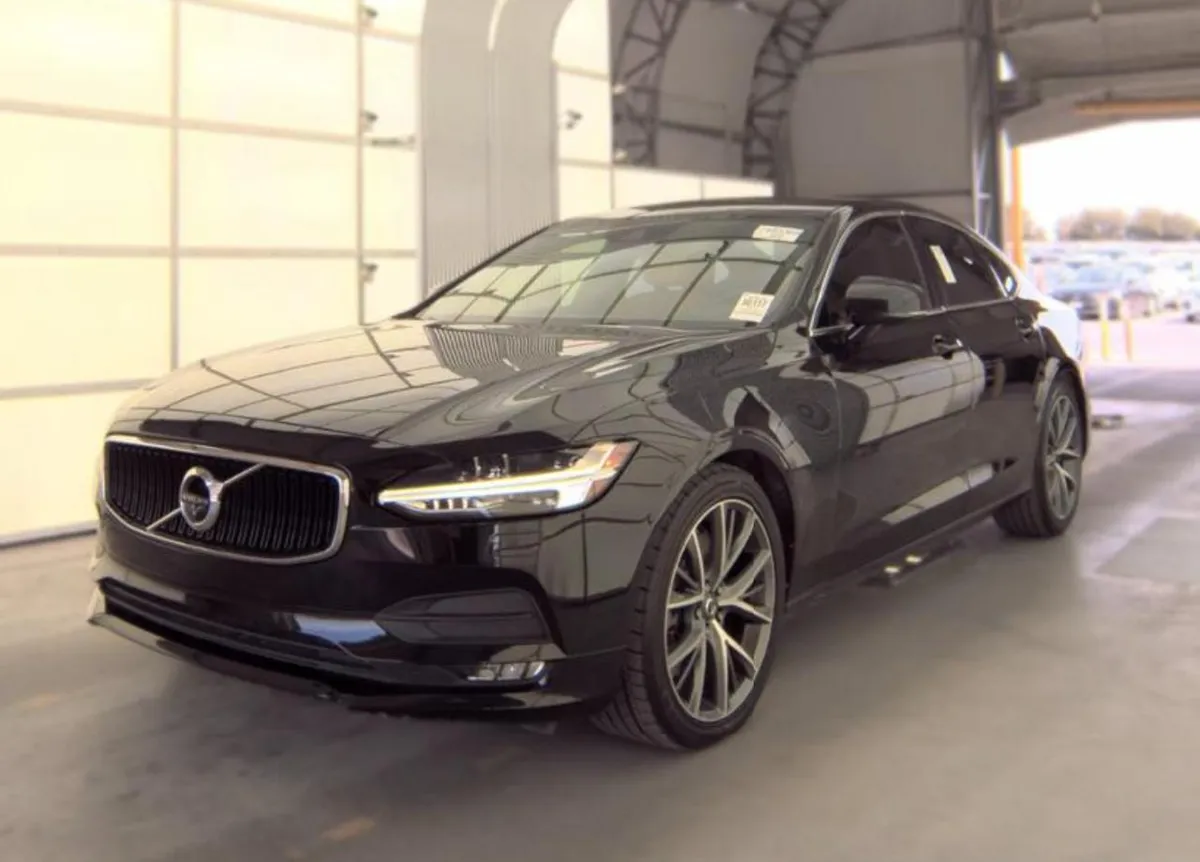VOLVO S90 T6 MOMENTUM 2016