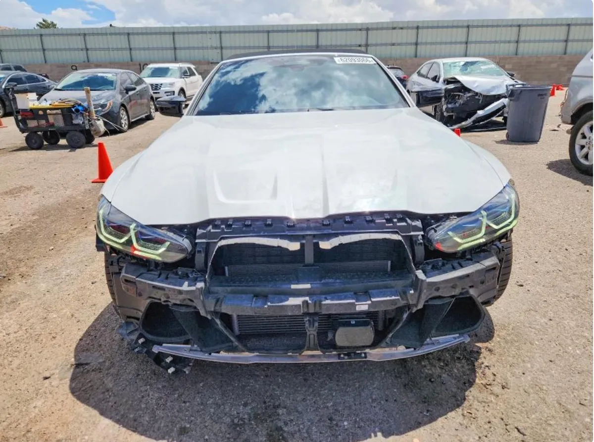 BMW M4 COMPETITION 2022