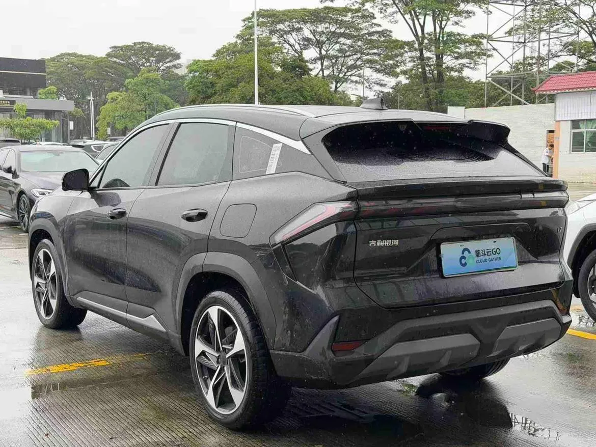 GEELY L7 МАКСИМАЛЬНАЯ 2025