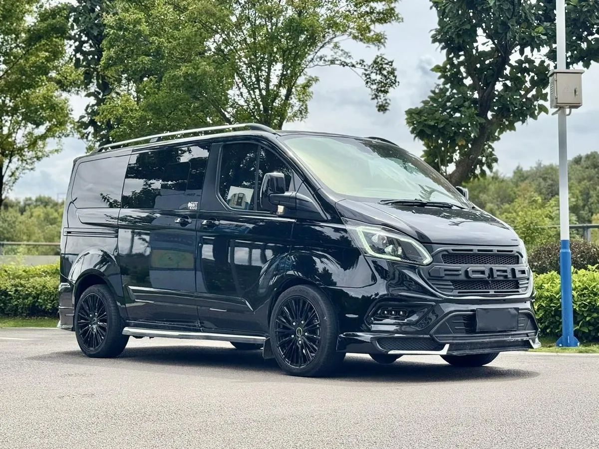 FORD KNIGHT BLACK KNIGHT 2023