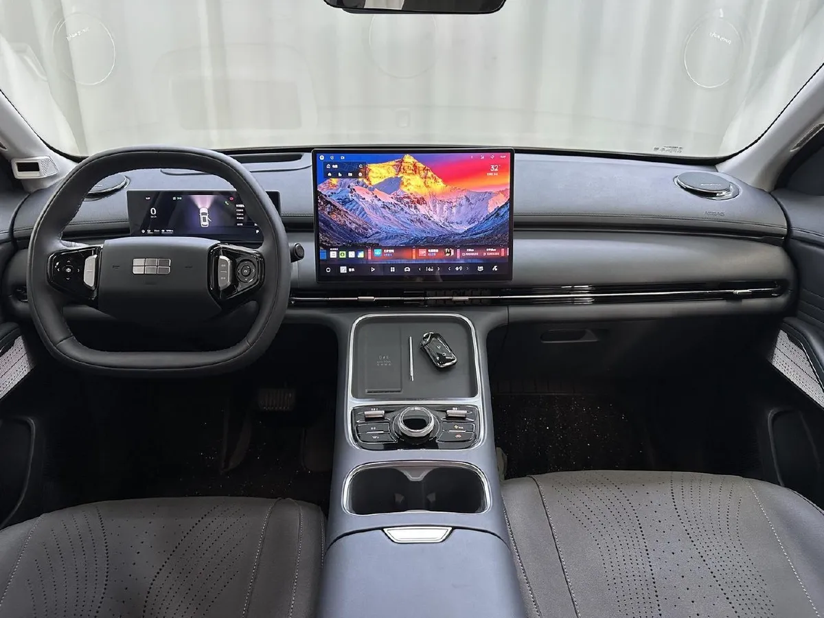 GEELY STARSHIP EM-I STARSHIP 7 EM-I 2026