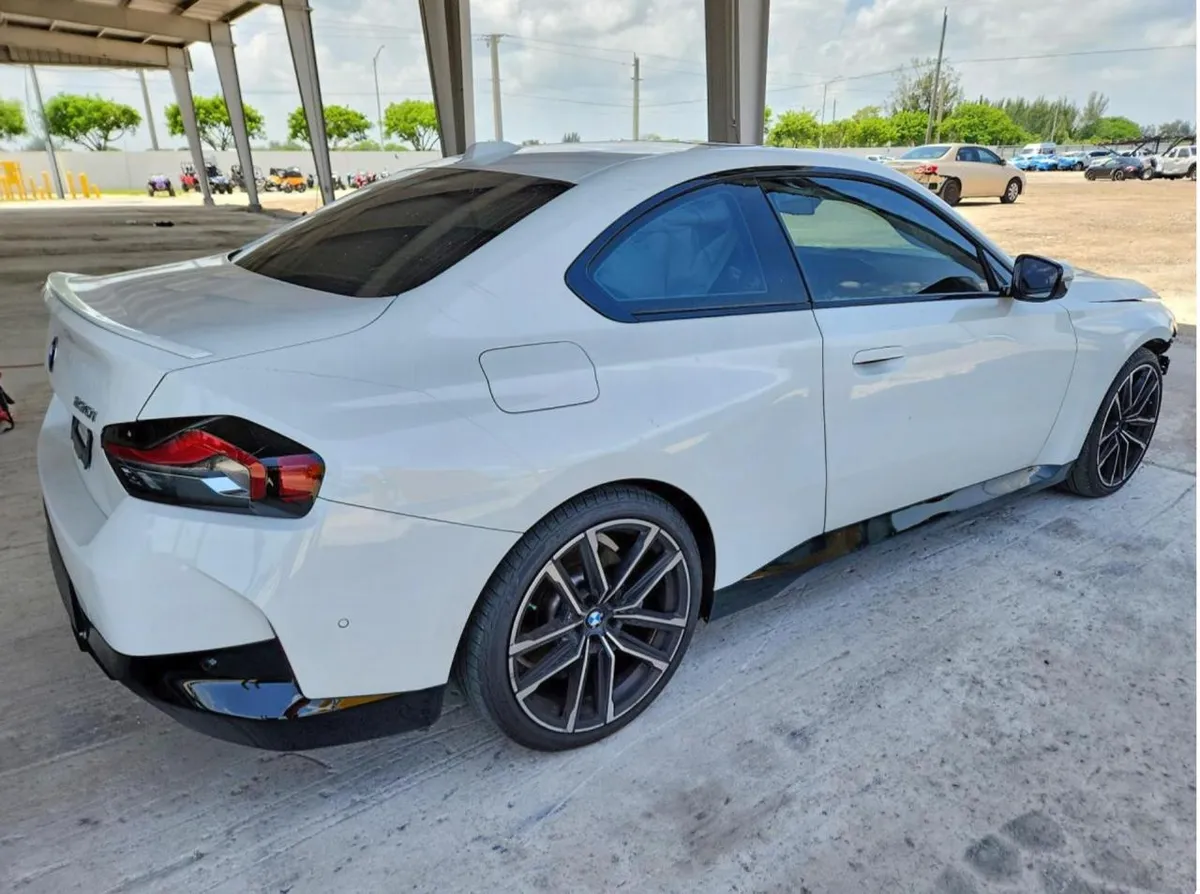 BMW 230I 2024