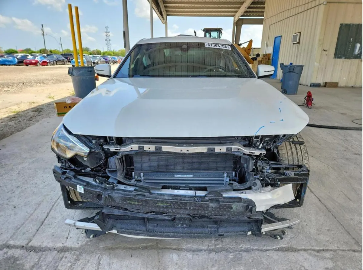 BMW 230I 2024