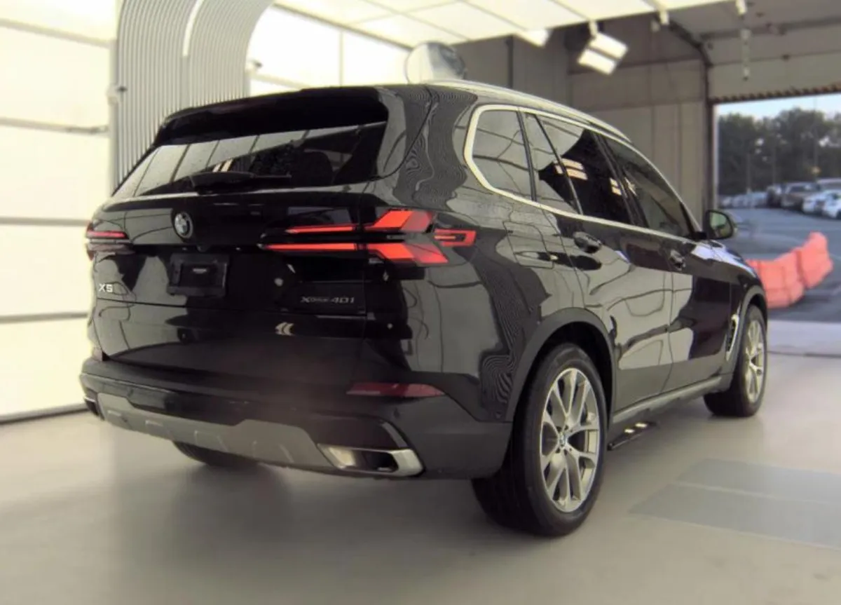 BMW X5 SPORTS ACTIVITY VEHICLE 2023