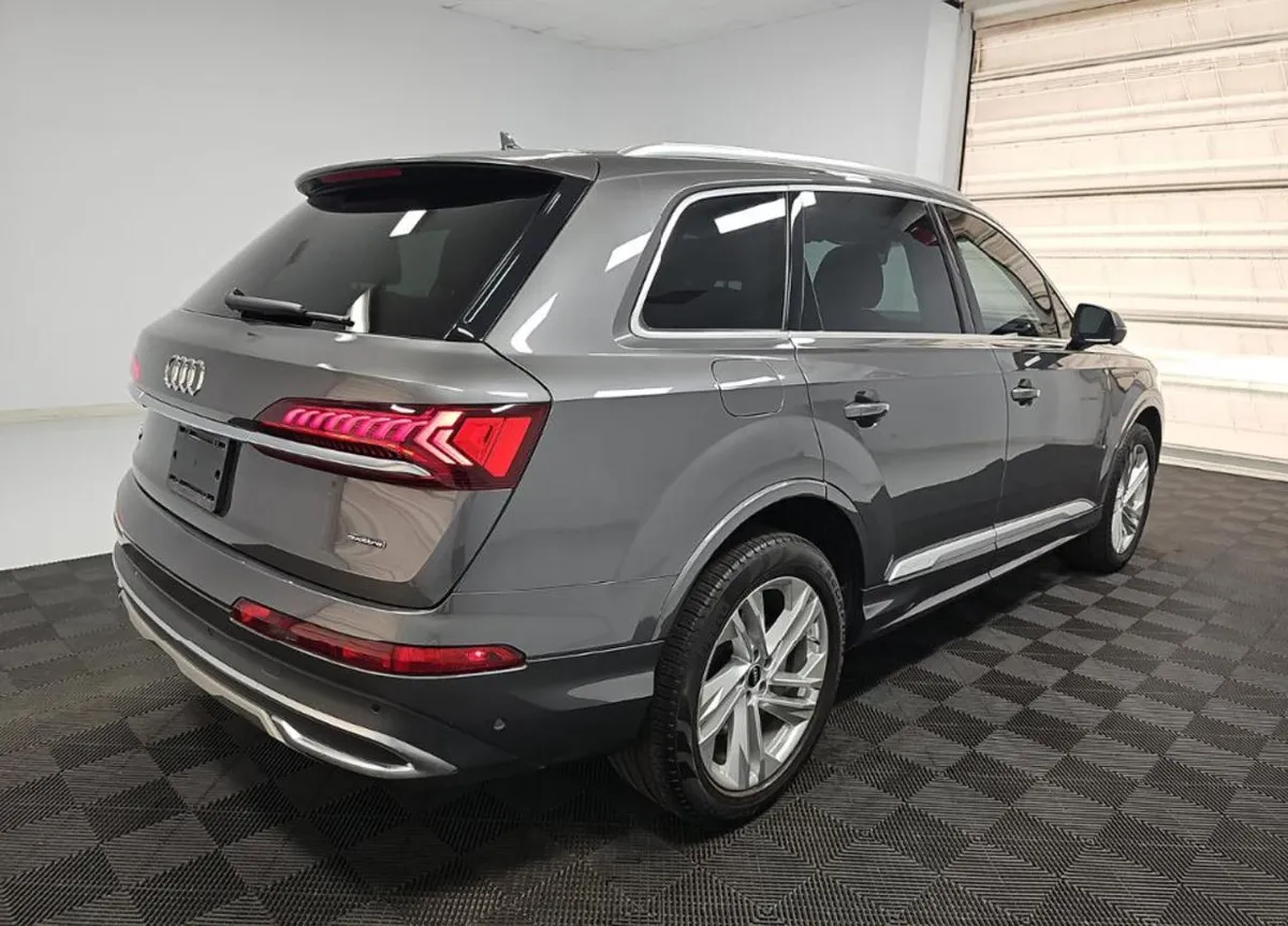 AUDI Q7 PREMIUM 2023