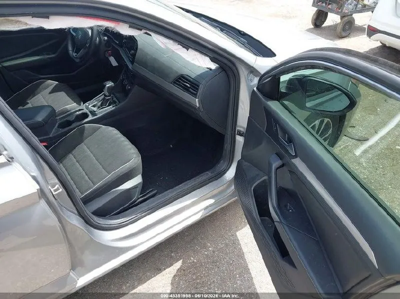 VOLKSWAGEN JETTA 2022