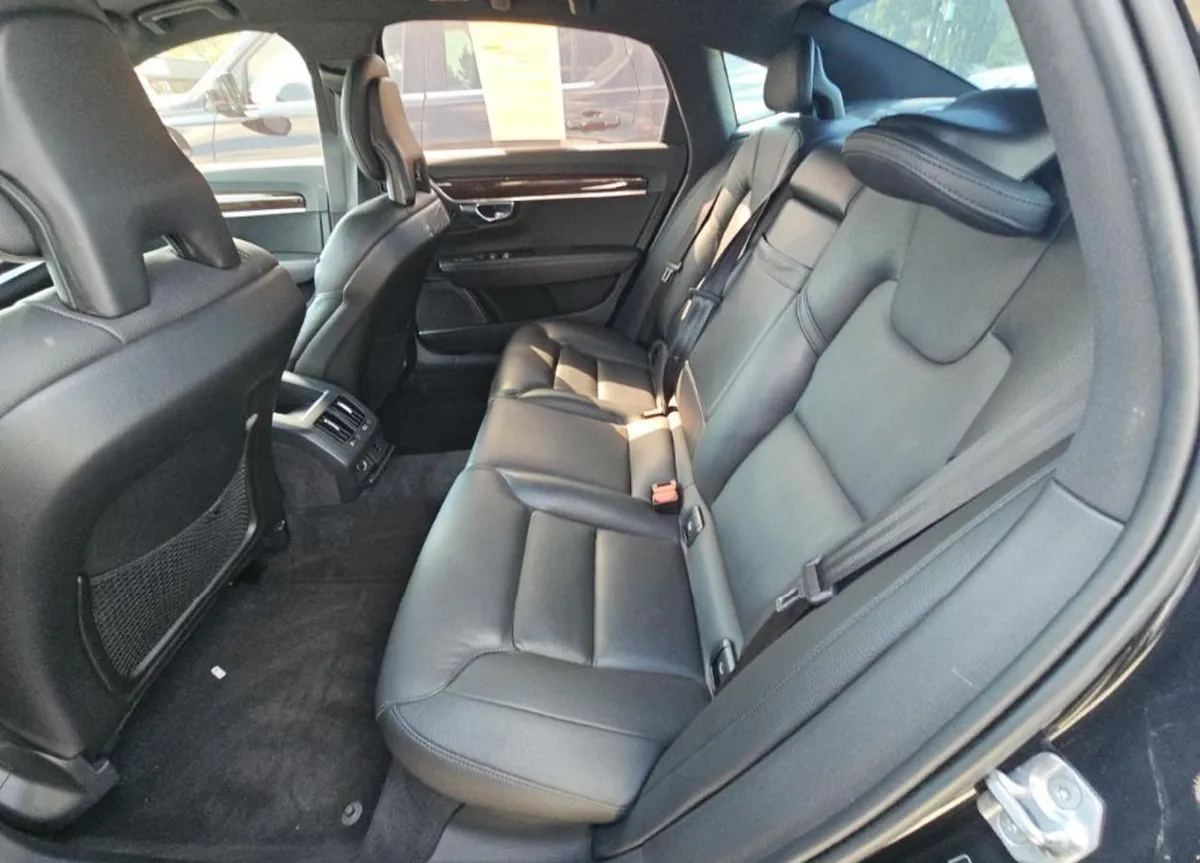 VOLVO S90 T6 MOMENTUM 2017