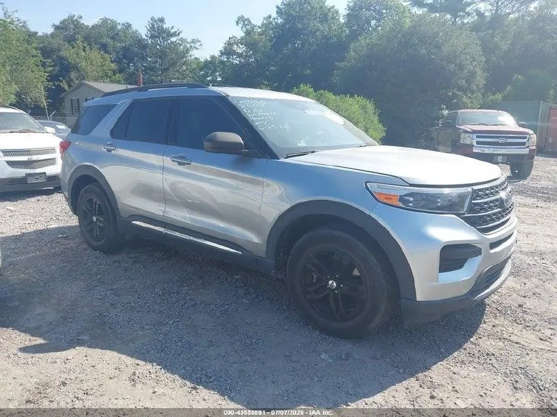 FORD EXPLORER XLT 2023