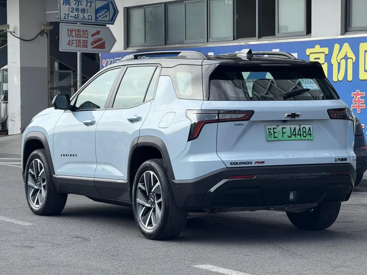 CHEVROLET EQUINOX PLUS 1 2024