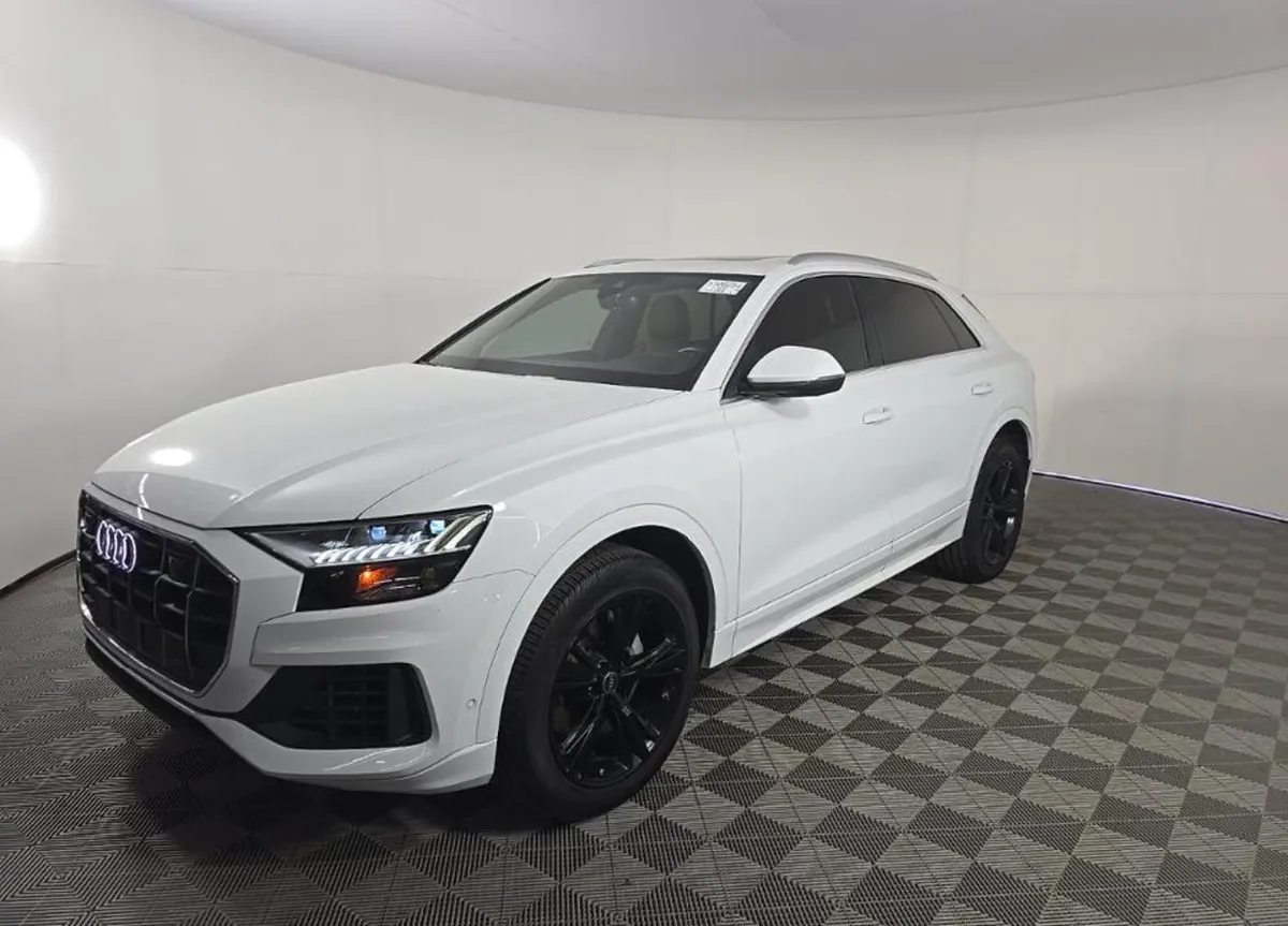 AUDI Q8 PREMIUM 2023