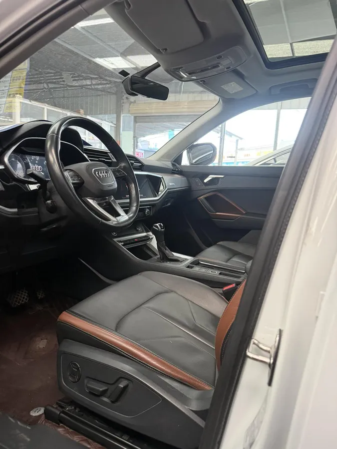 AUDI Q3 PROGRESSIVE Q3 35 TFSI PROGRESSIVE 2022