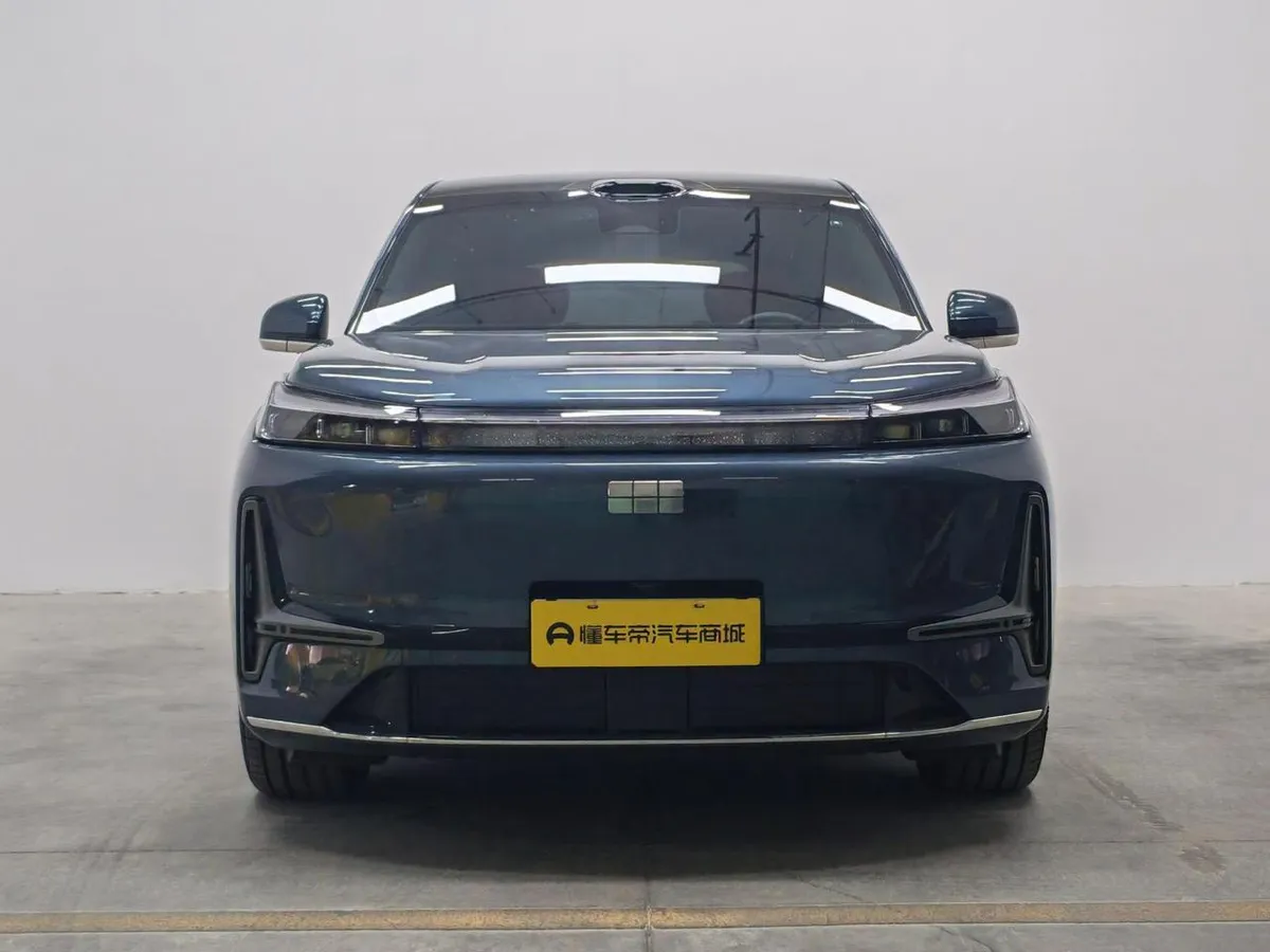 GEELY GALAXY M9 МАКСИМАЛЬНАЯ 2025