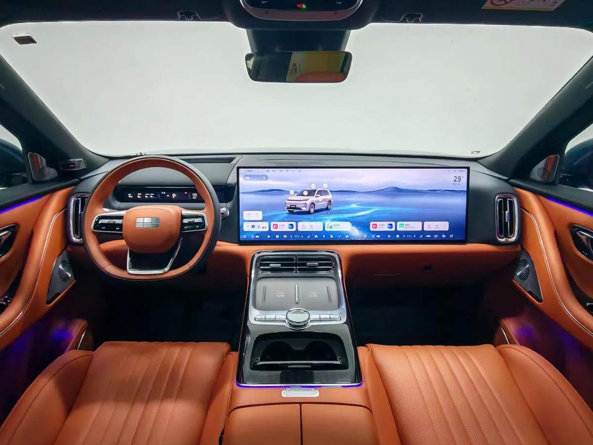 GEELY GALAXY M9 МАКСИМАЛЬНАЯ 2025