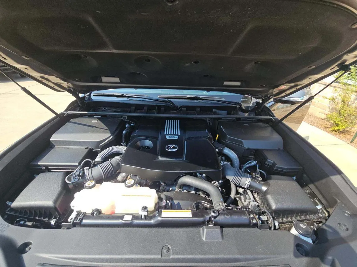 LEXUS LX 2023