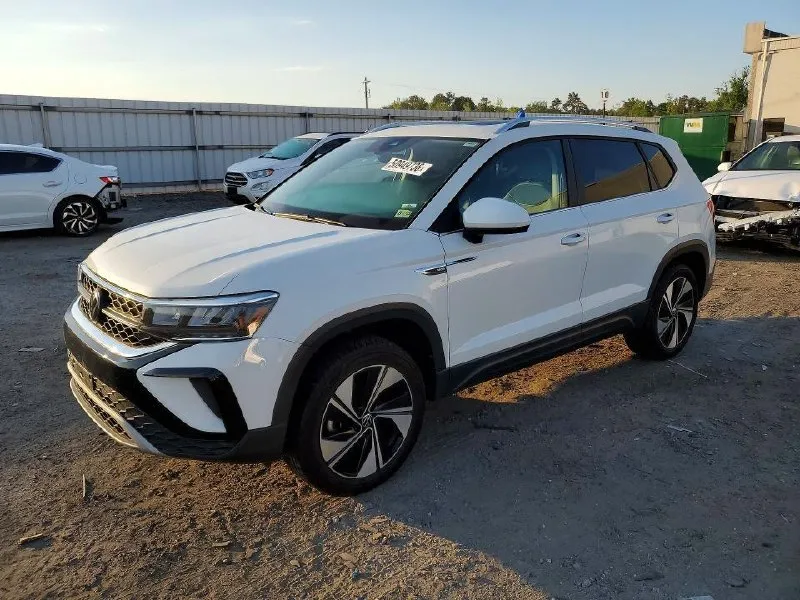 VOLKSWAGEN TAOS SE 2023