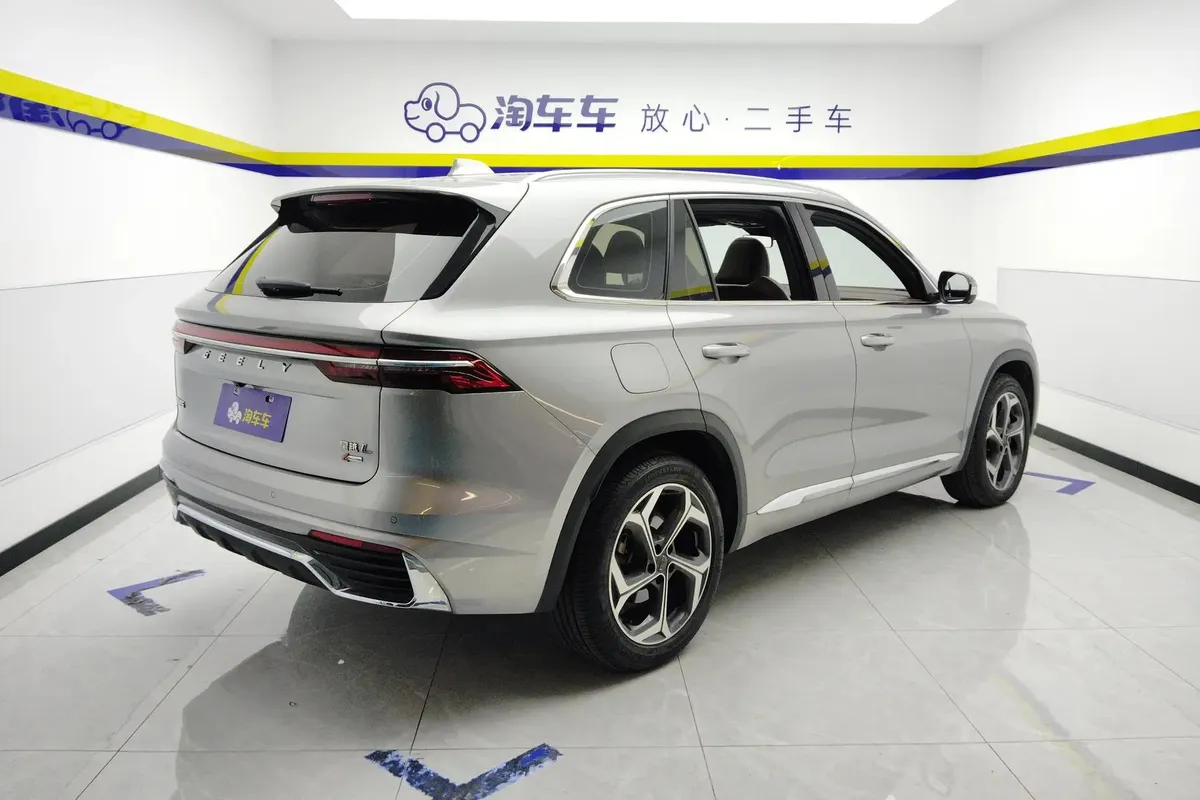 GEELY XINGYUE L PREMIUM 2022