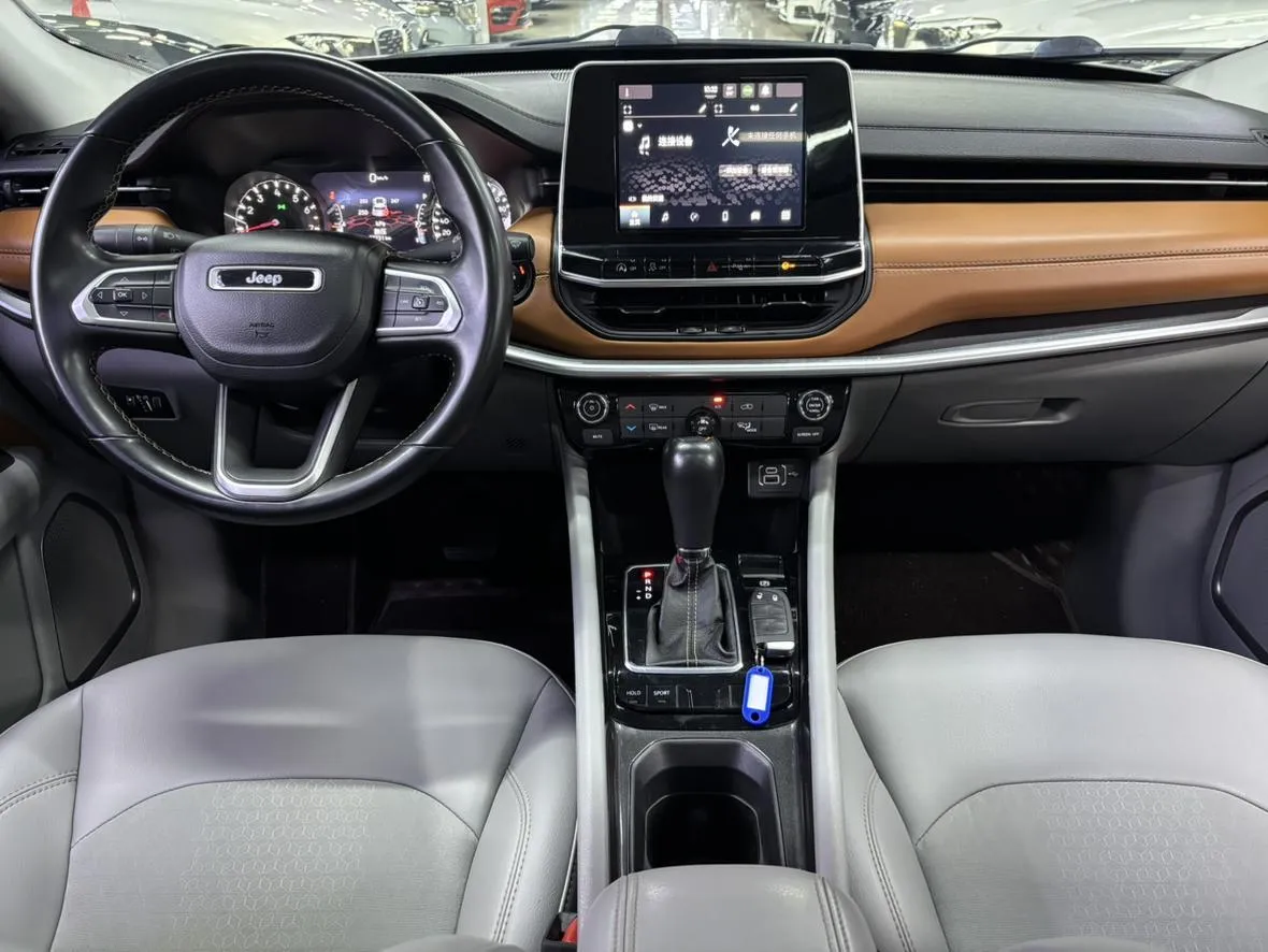 JEEP COMPASS 220T LEADING EDITION 2021