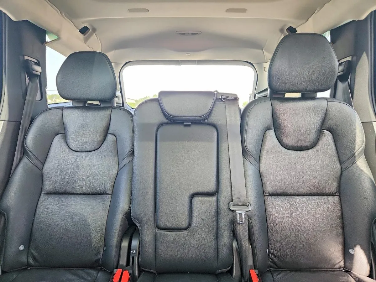 VOLVO XC90 CORE 2022