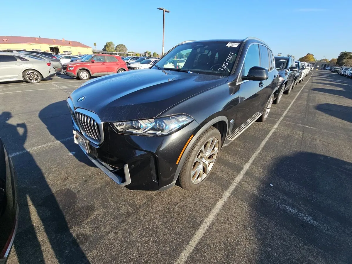BMW X5 SPORTS ACTIVITY VEHICLE 2023