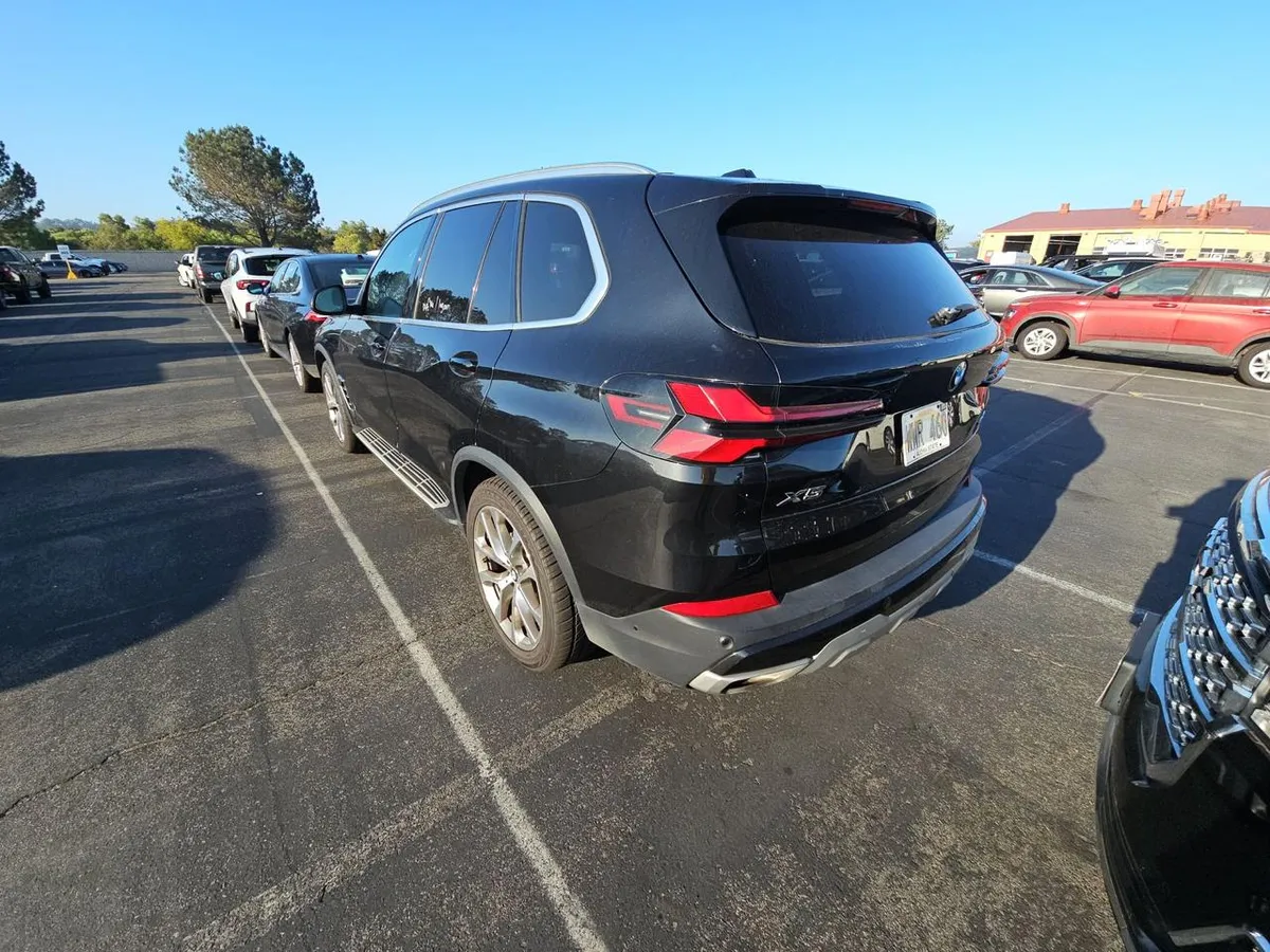 BMW X5 SPORTS ACTIVITY VEHICLE 2023