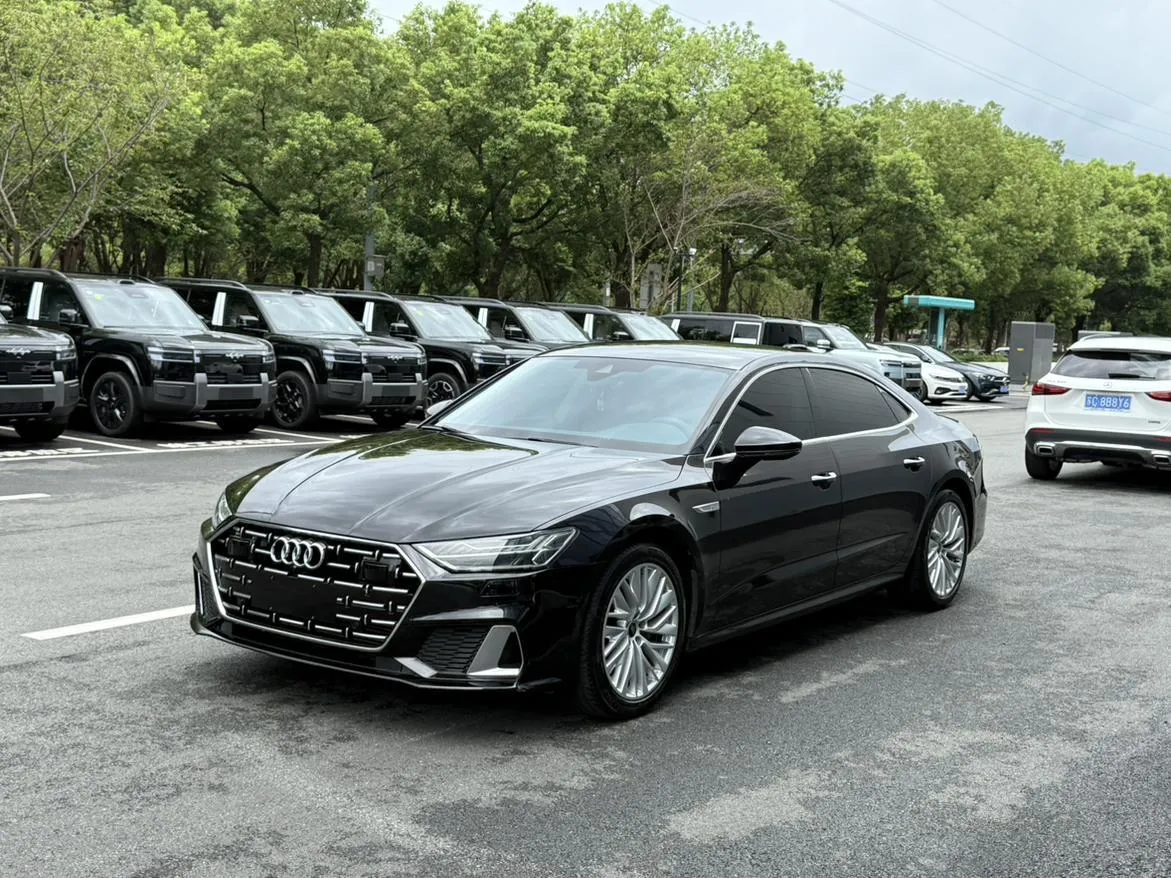 AUDI A7L 2022