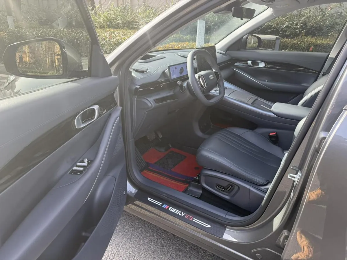GEELY E5 ПРЕДМАКСИМАЛЬНАЯ 2027