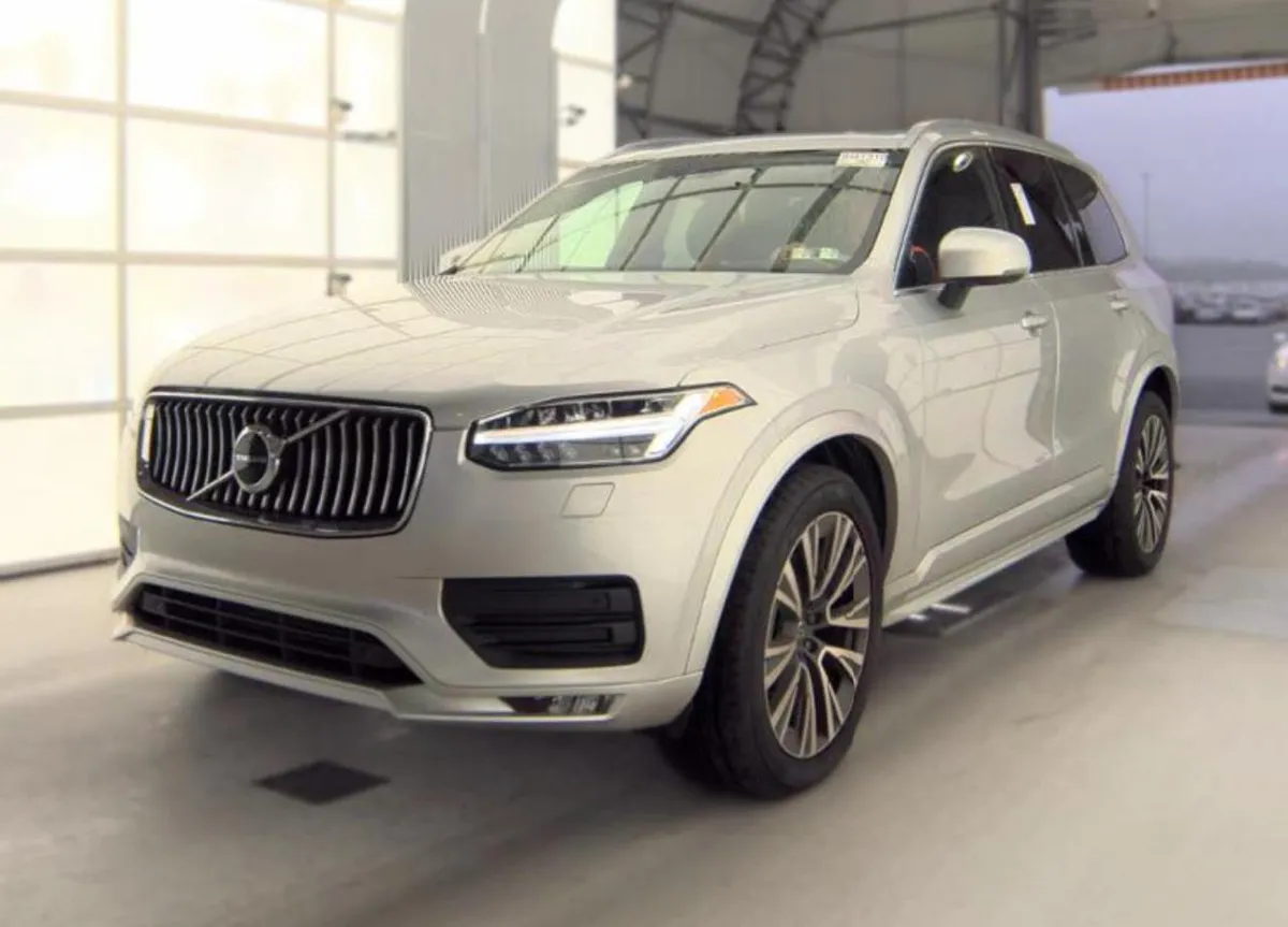 VOLVO XC90 T6 MOMENTUM 6-PASSENGER 2021
