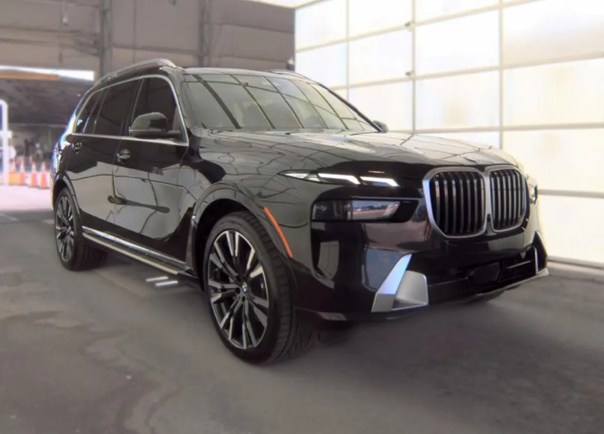 BMW X7 SPORTS ACTIVITY VEHICLE 2022
