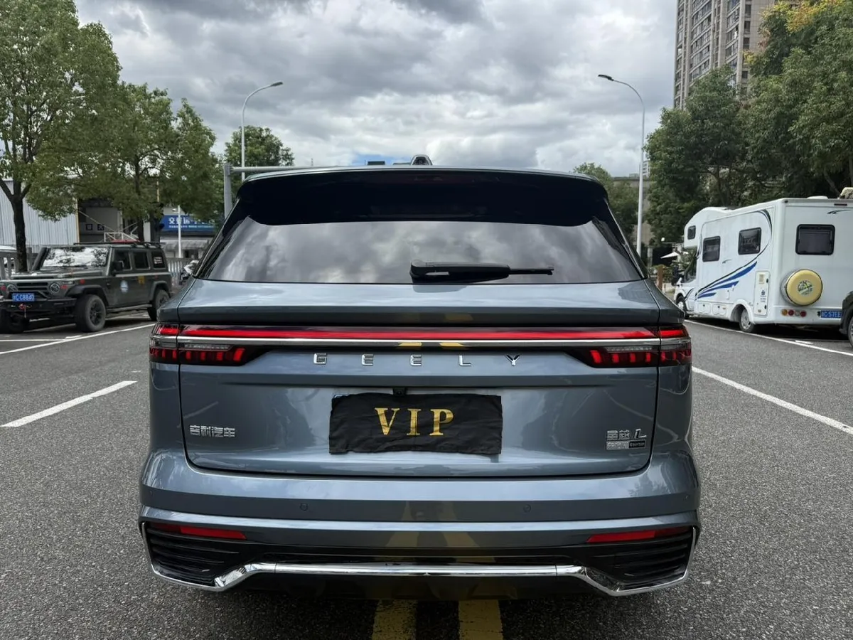 GEELY XINGYUE L 2026