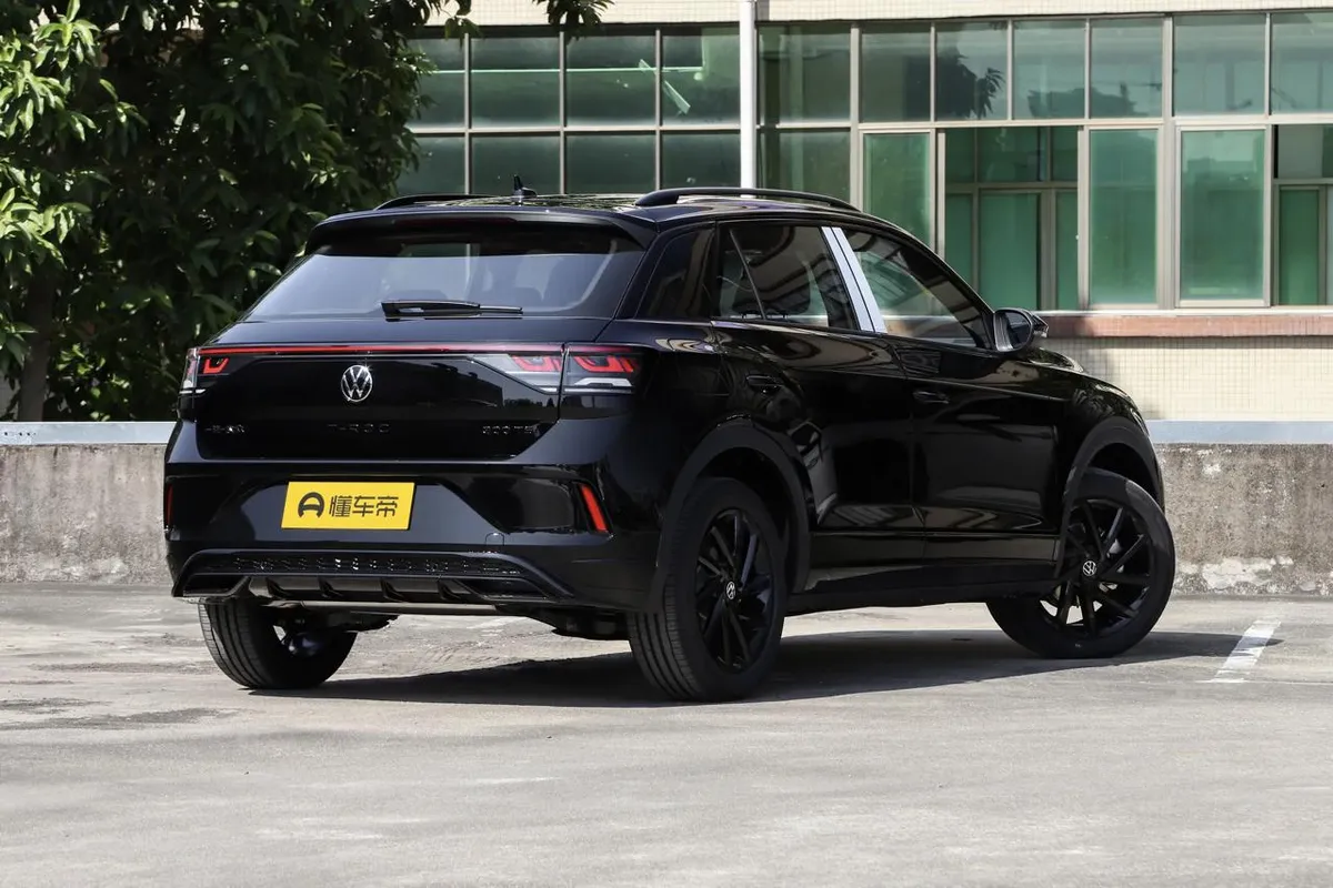 VOLKSWAGEN T-ROC STARLIGHT T-ROC 300TSI STARLIGHT EDITION 2026