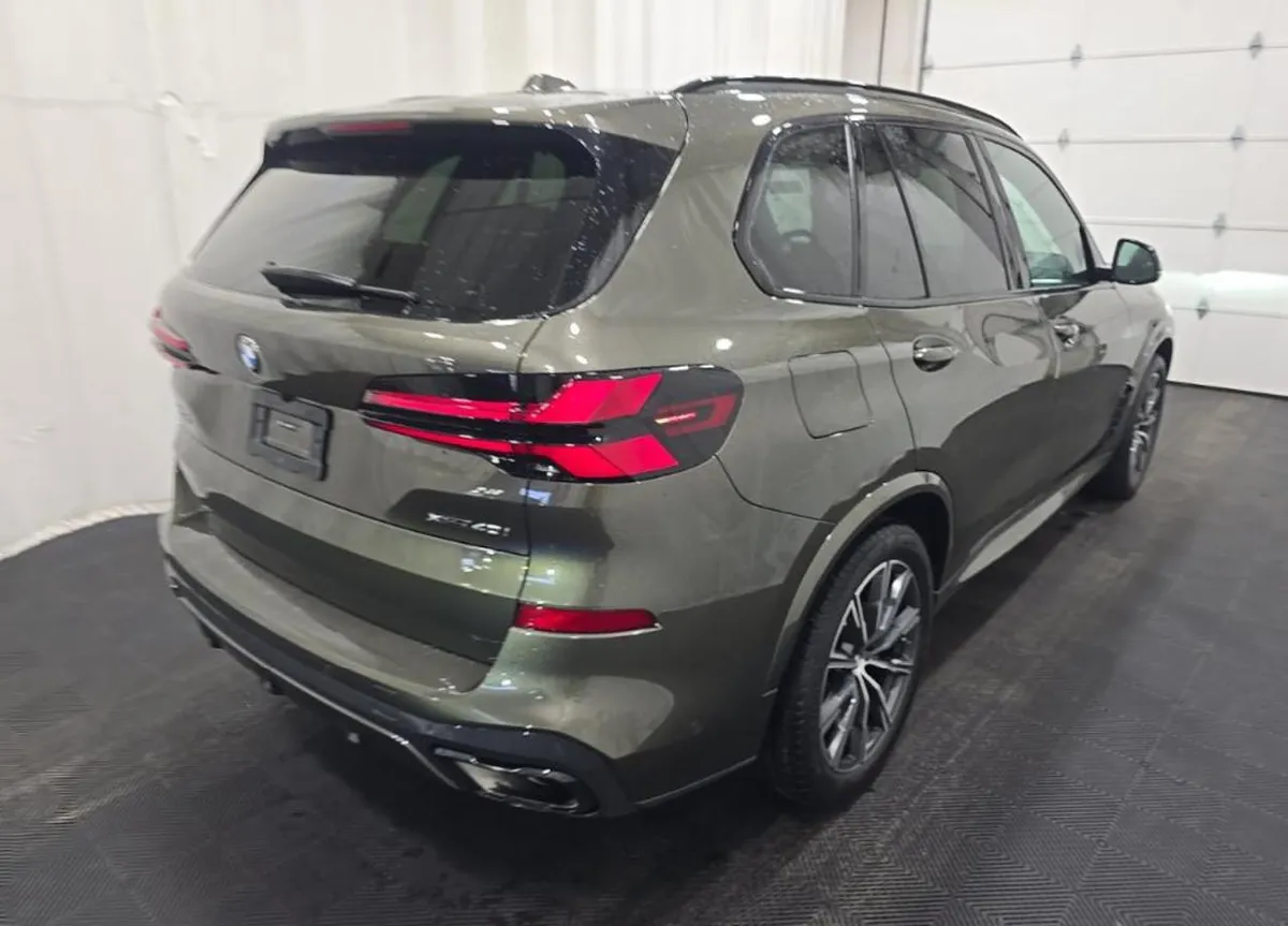 BMW X5 SPORTS ACTIVITY VEHICLE 2023