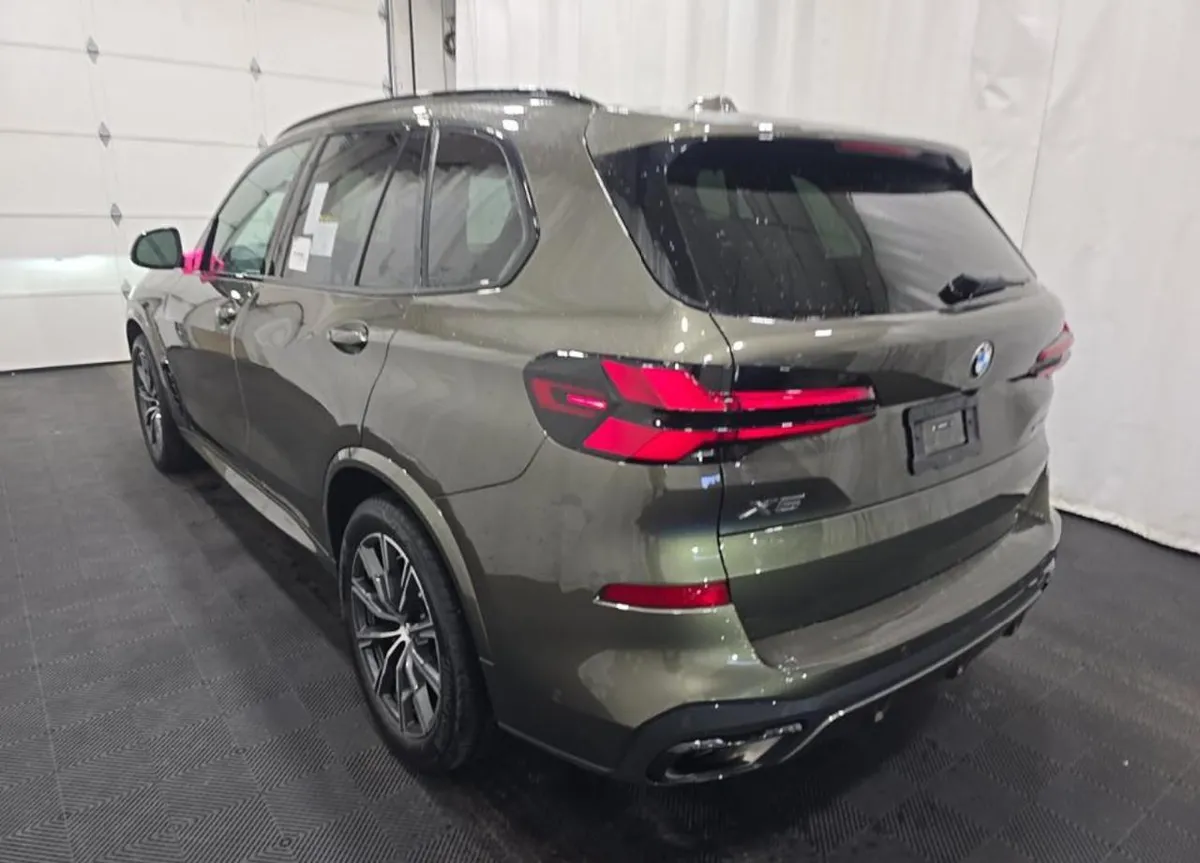 BMW X5 SPORTS ACTIVITY VEHICLE 2023