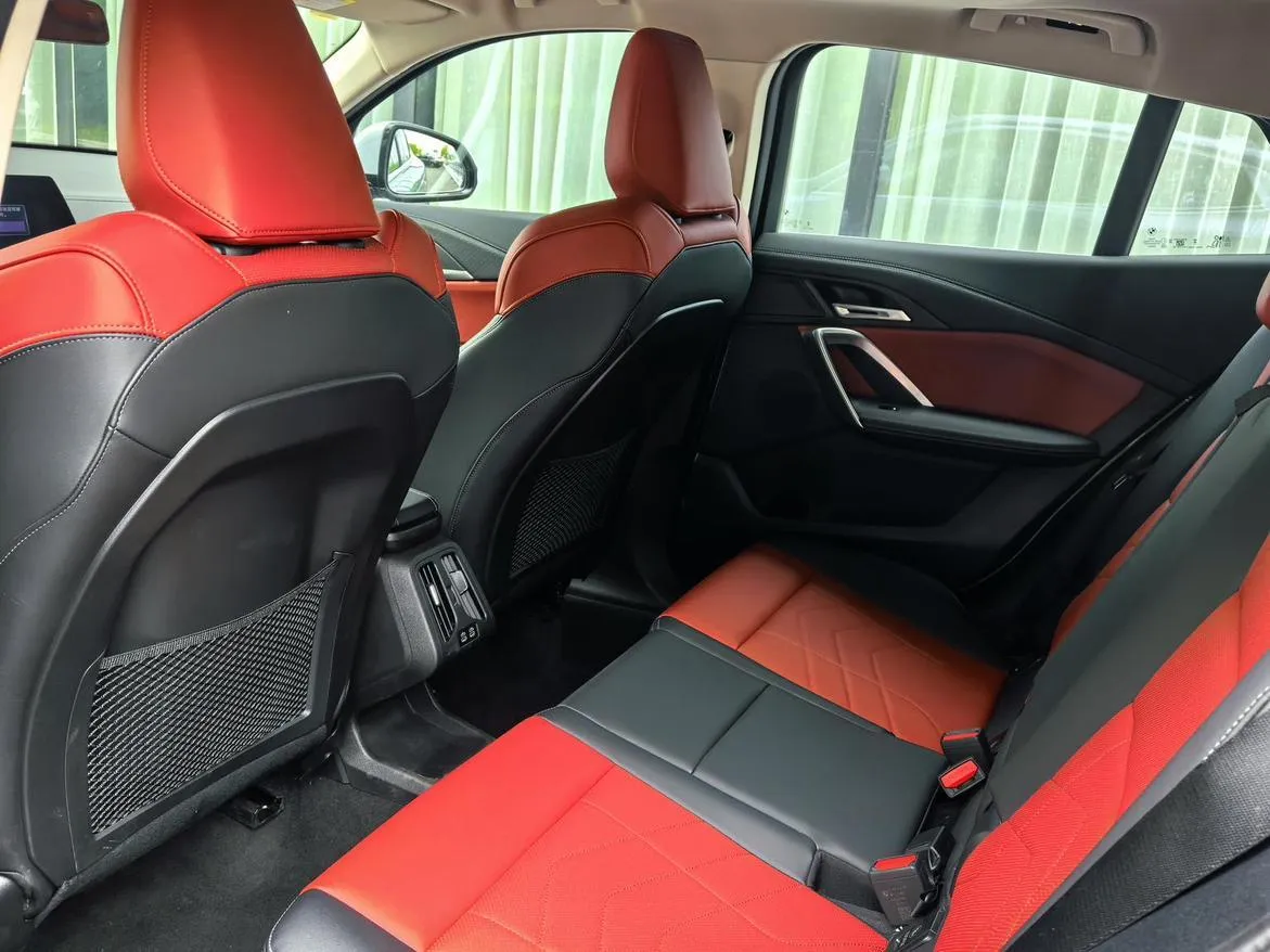 BMW X2 2024