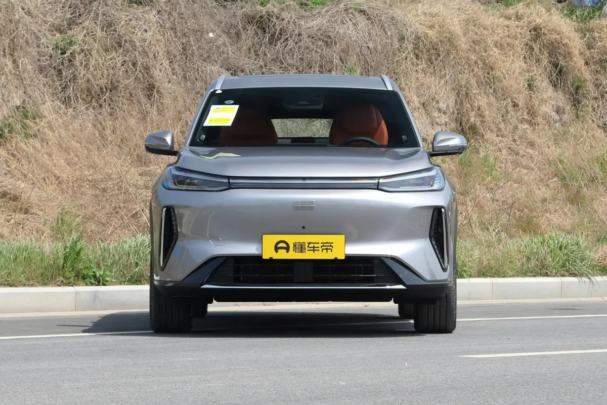 GEELY GALAXY M7 2026