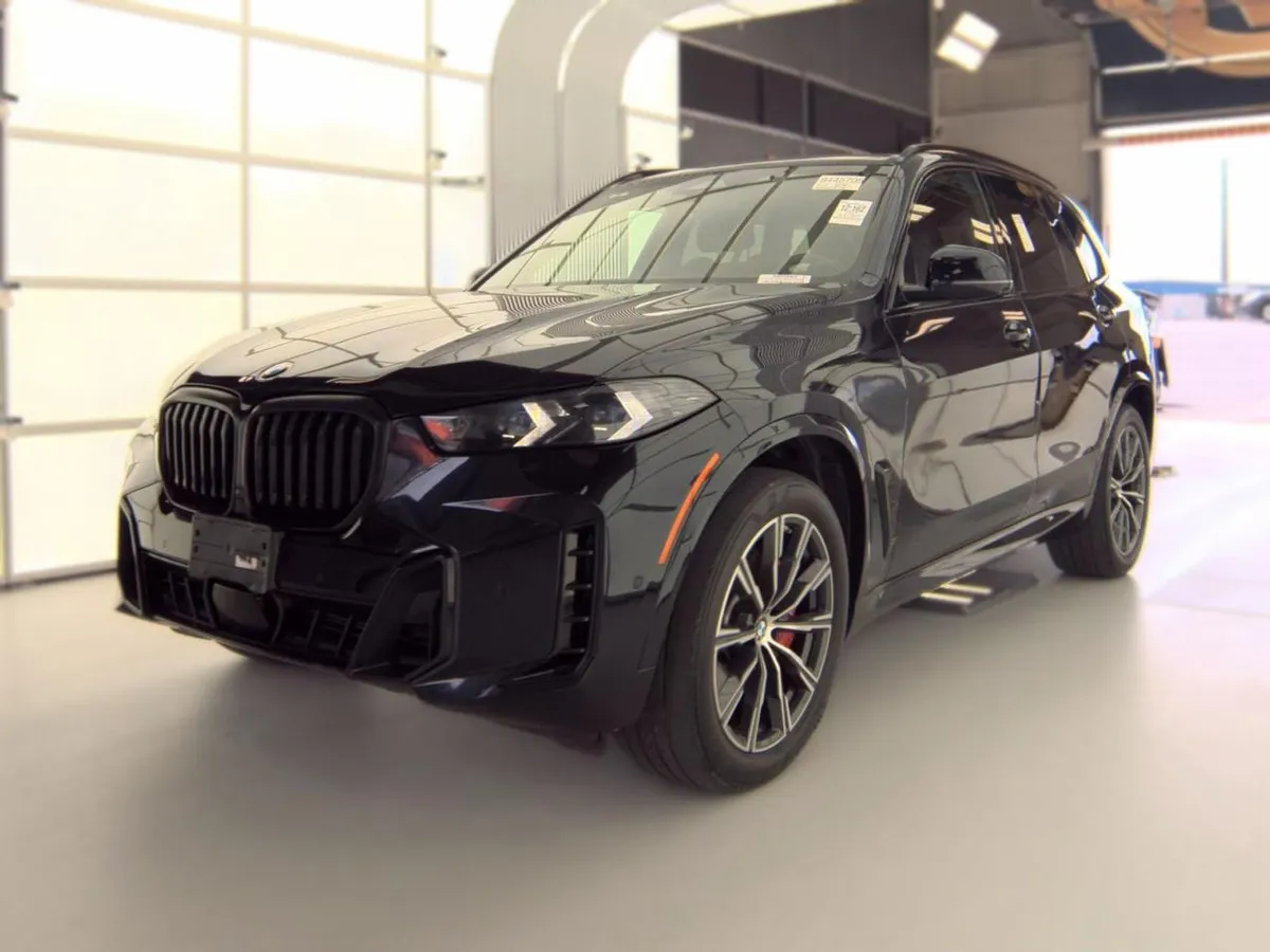BMW X5 SPORTS ACTIVITY VEHICLE 2024