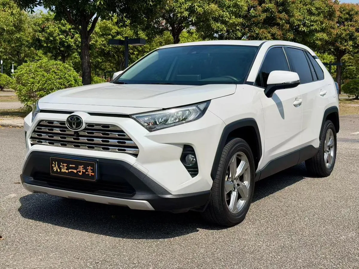 TOYOTA RAV4 2022