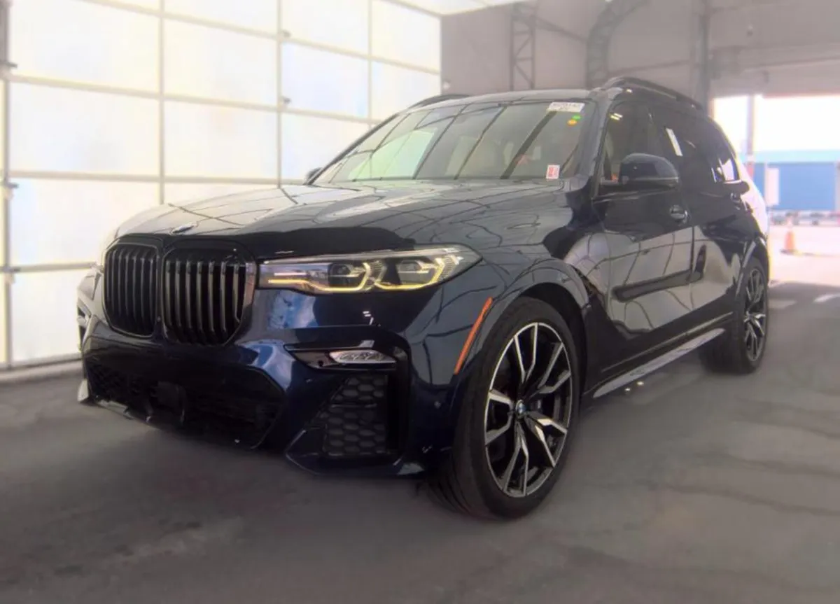 BMW X7 SPORTS ACTIVITY VEHICLE 2022