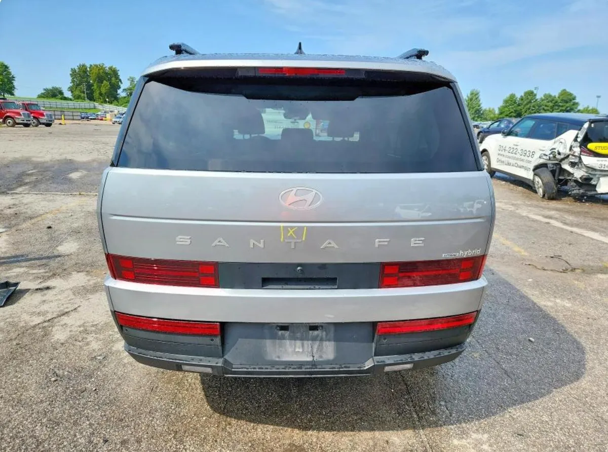 HYUNDAI SANTA FE SEL 2024