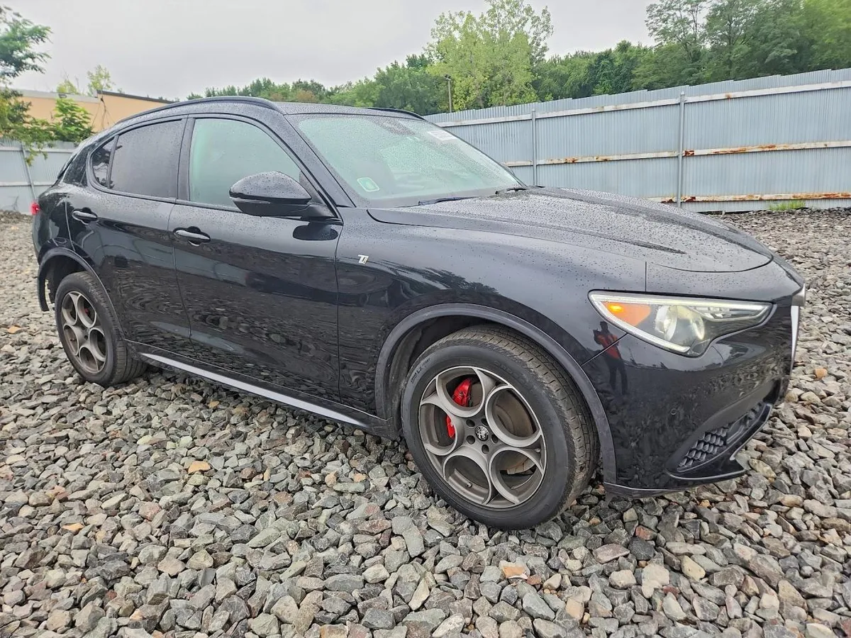 ALFA ROMEO STELVIO TI 2022