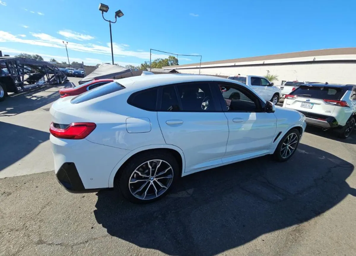 BMW X4 SPORTS ACTIVITY COUPE 2022