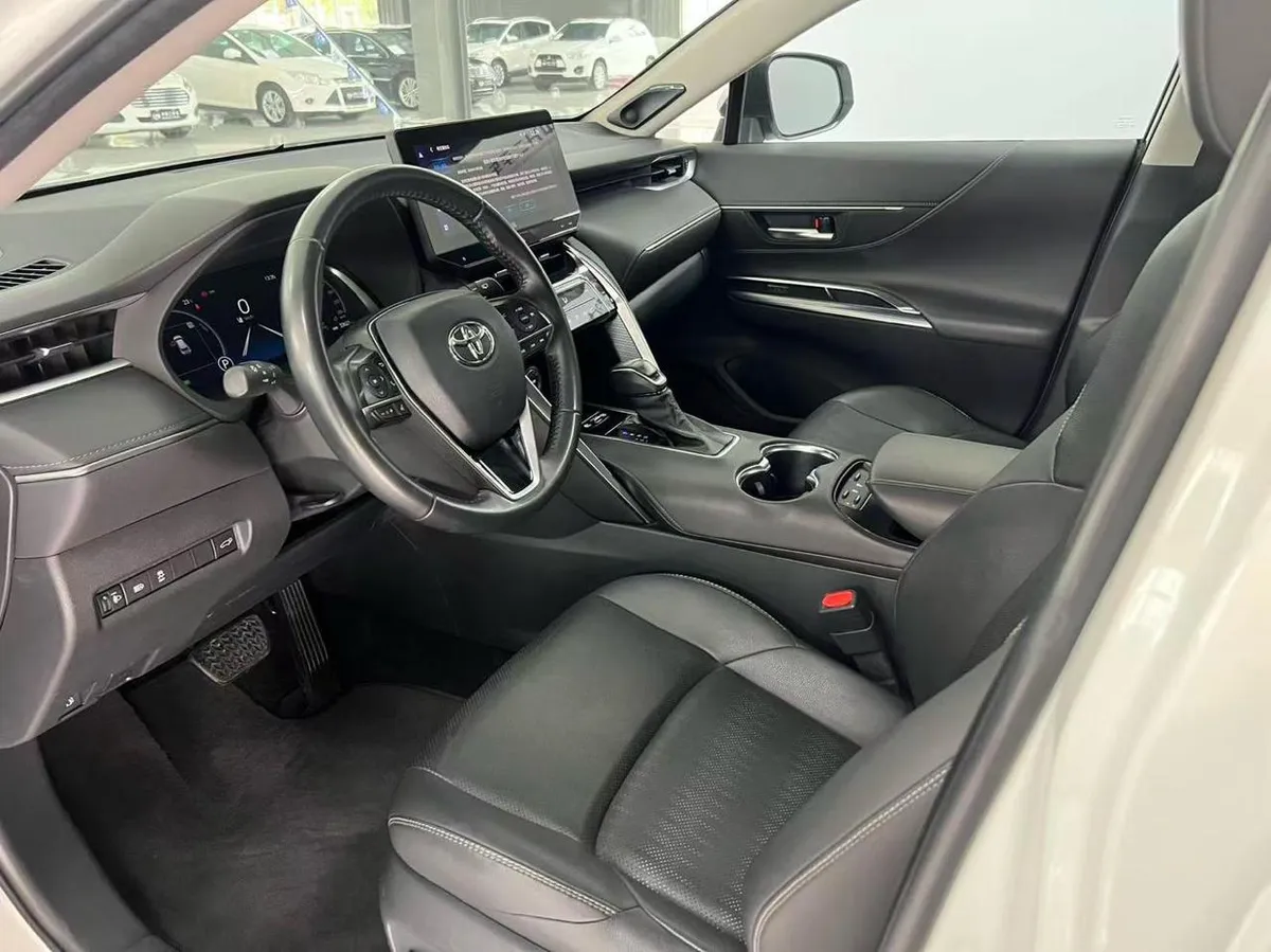 TOYOTA VENZA PREMIUM 2023
