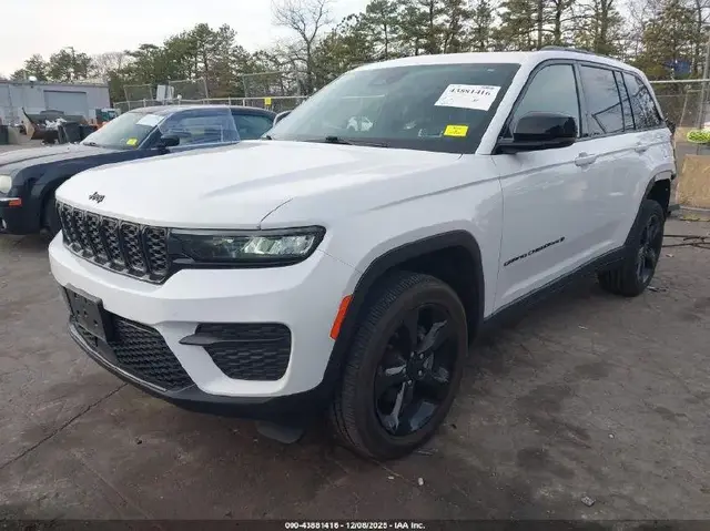 JEEP GRAND CHEROKEE ALTITUDE 4X4 2023