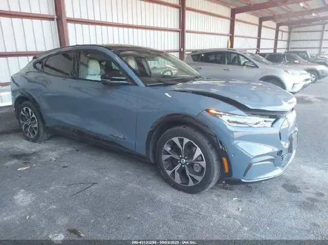 FORD MUSTANG MACH-E PREMIUM 2023