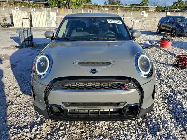 MINI S 2022