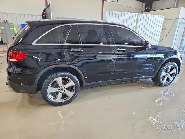MERCEDES-BENZ GLC 300 4MATIC 2022