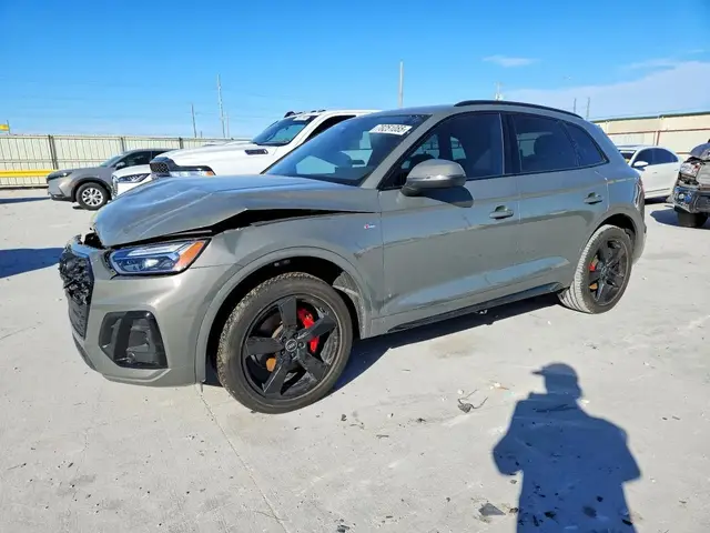 AUDI Q5 PREMIUM PLUS 45 2023