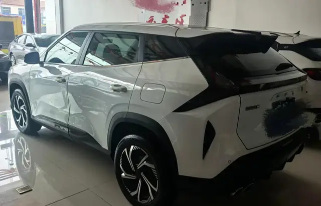 GEELY BOYUE COOL 2023