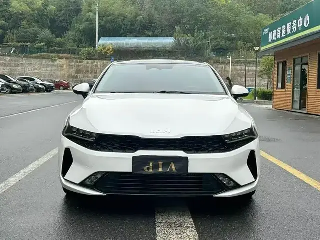 KIA K5 2021